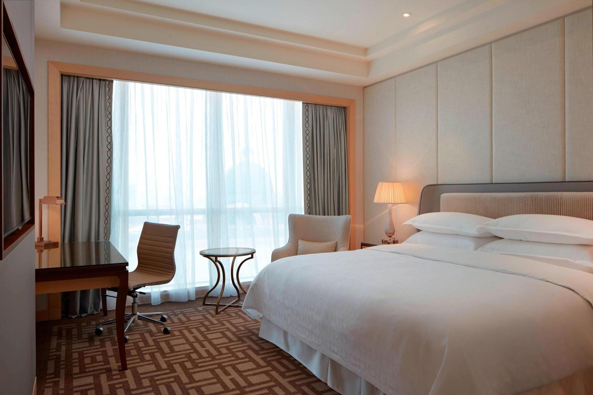 Sheraton Petaling Jaya Hotel Exteriör bild