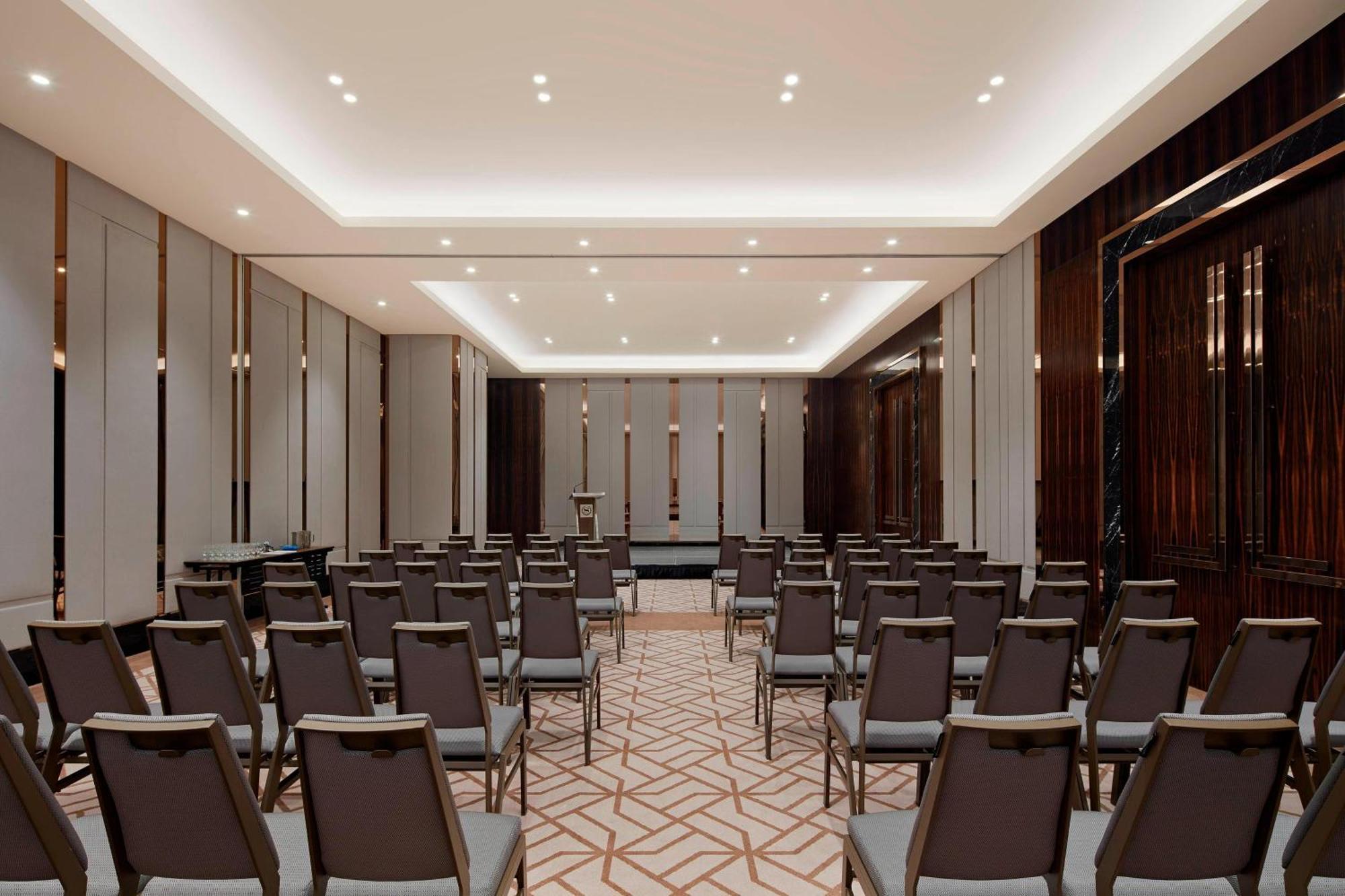 Sheraton Petaling Jaya Hotel Exteriör bild The ballroom